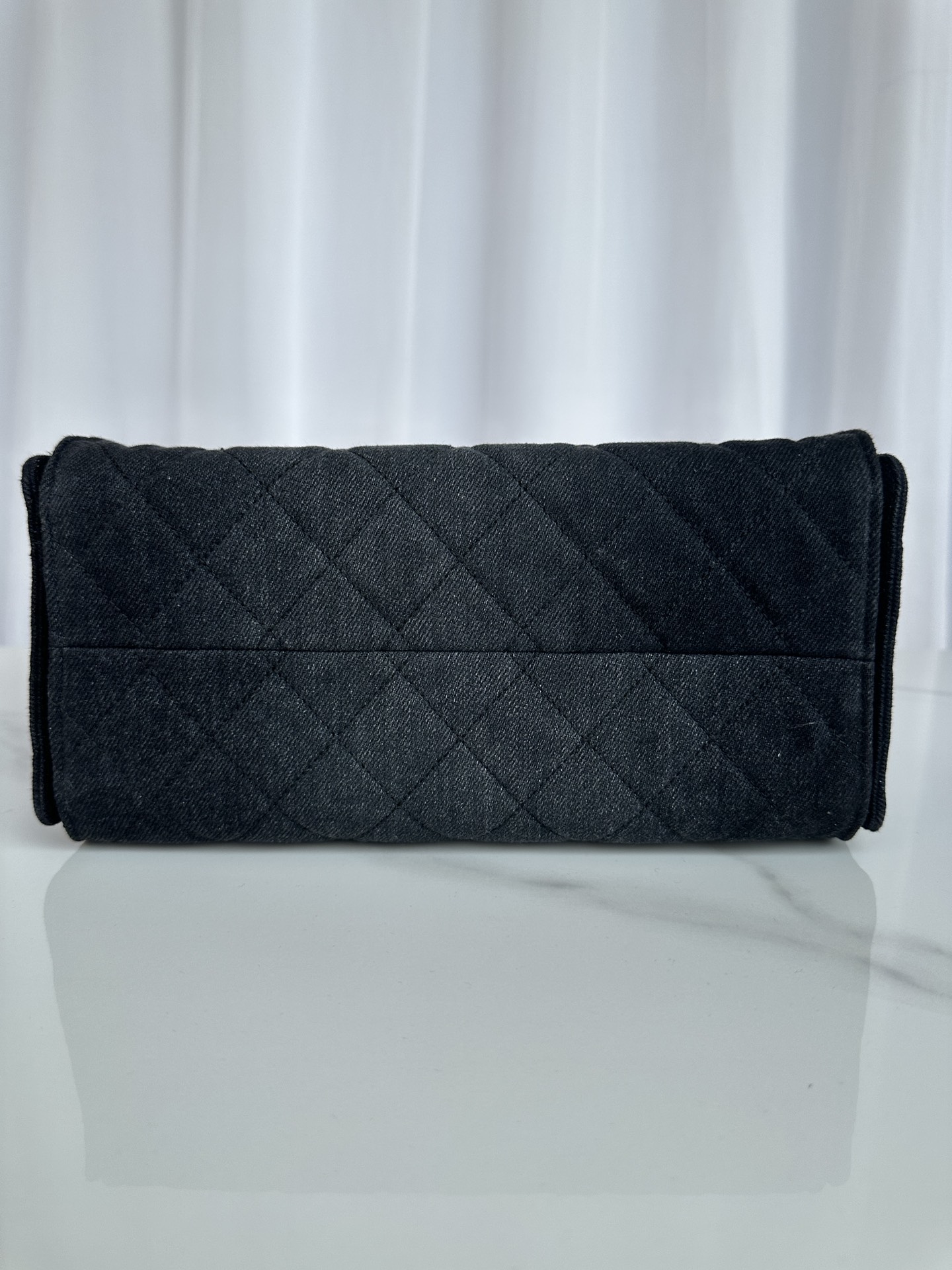 [TOP] CHANEL Hobo Shopping Bag Cowboy 30*26*14cm/40*30*15cm - Black