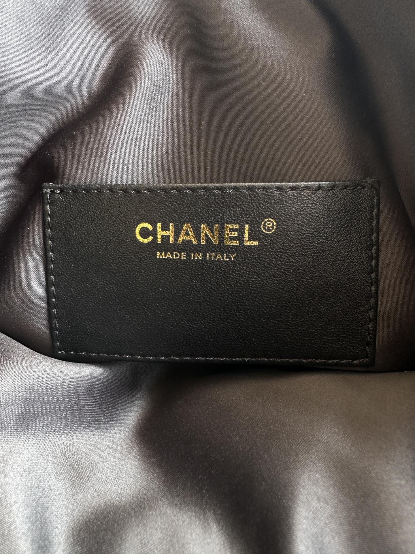 [TOP] CHANEL Hobo Shopping Bag Cowboy 30*26*14cm/40*30*15cm - Black