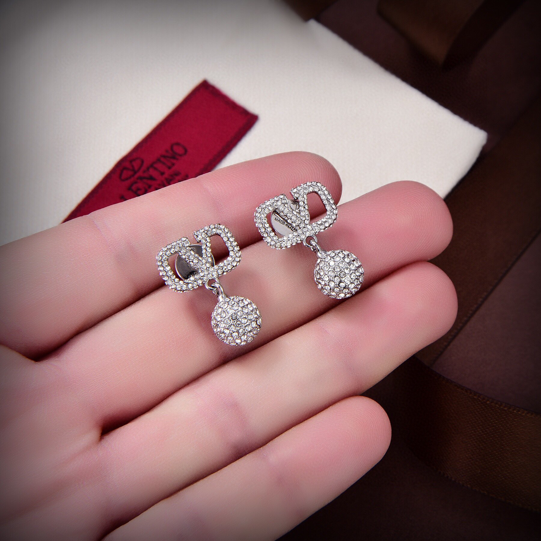 [TOP] VALENTINO Diamond Earrings - Sliver