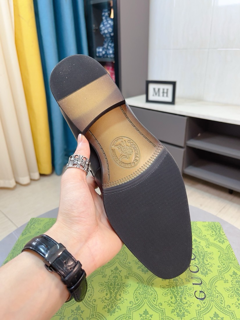 [TOP] GUCCI Men's Business Leather Shoes - Black