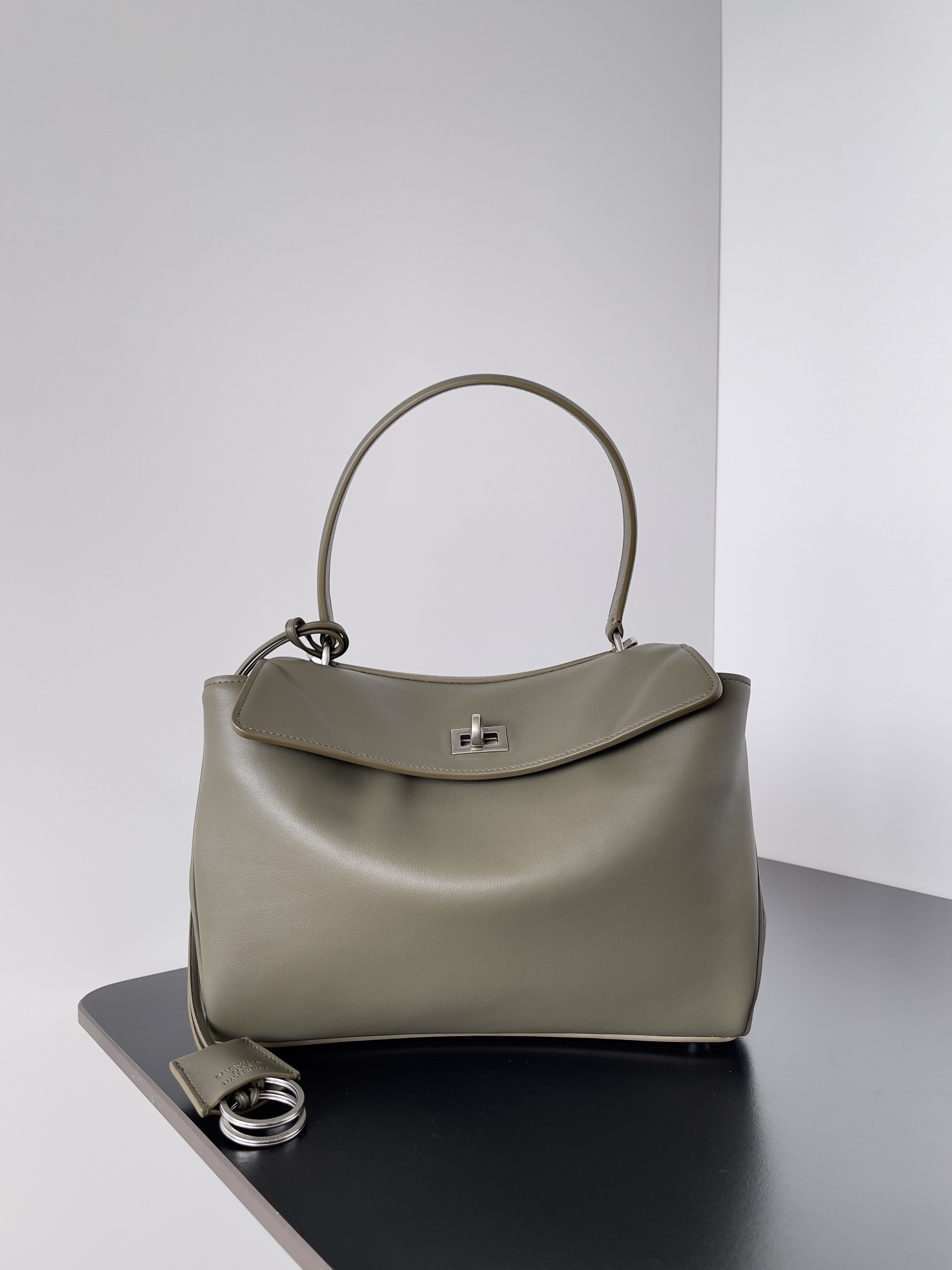 [TOP] BALENCIAGA Rodeo Shoulder Bag 28.9x20x9.9cm - Green & SHW