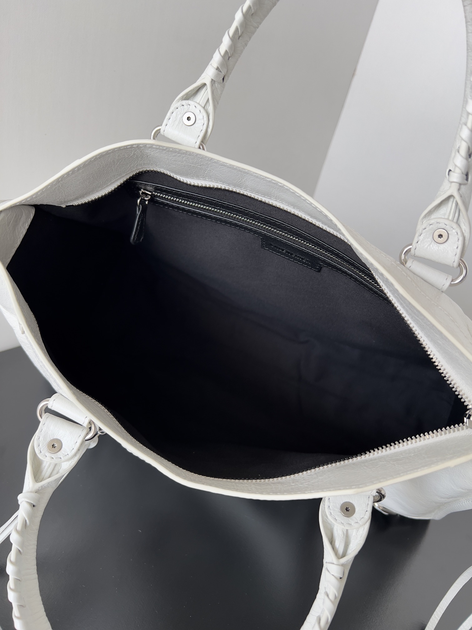 [TOP] BALENCIAGA City Bags Neo Classic Small Bag 37*23.4*14.9cm - White