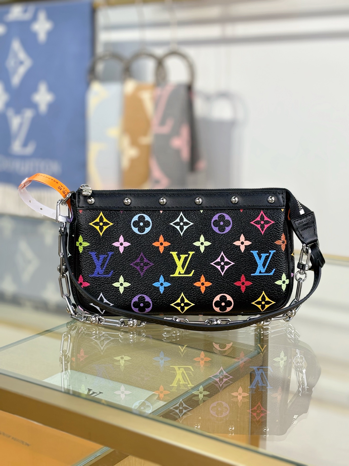 [TOP] Louis Vuitton LV Takashi Murakami Monogram Pochette Bag 22X13X4cm - 2 Color