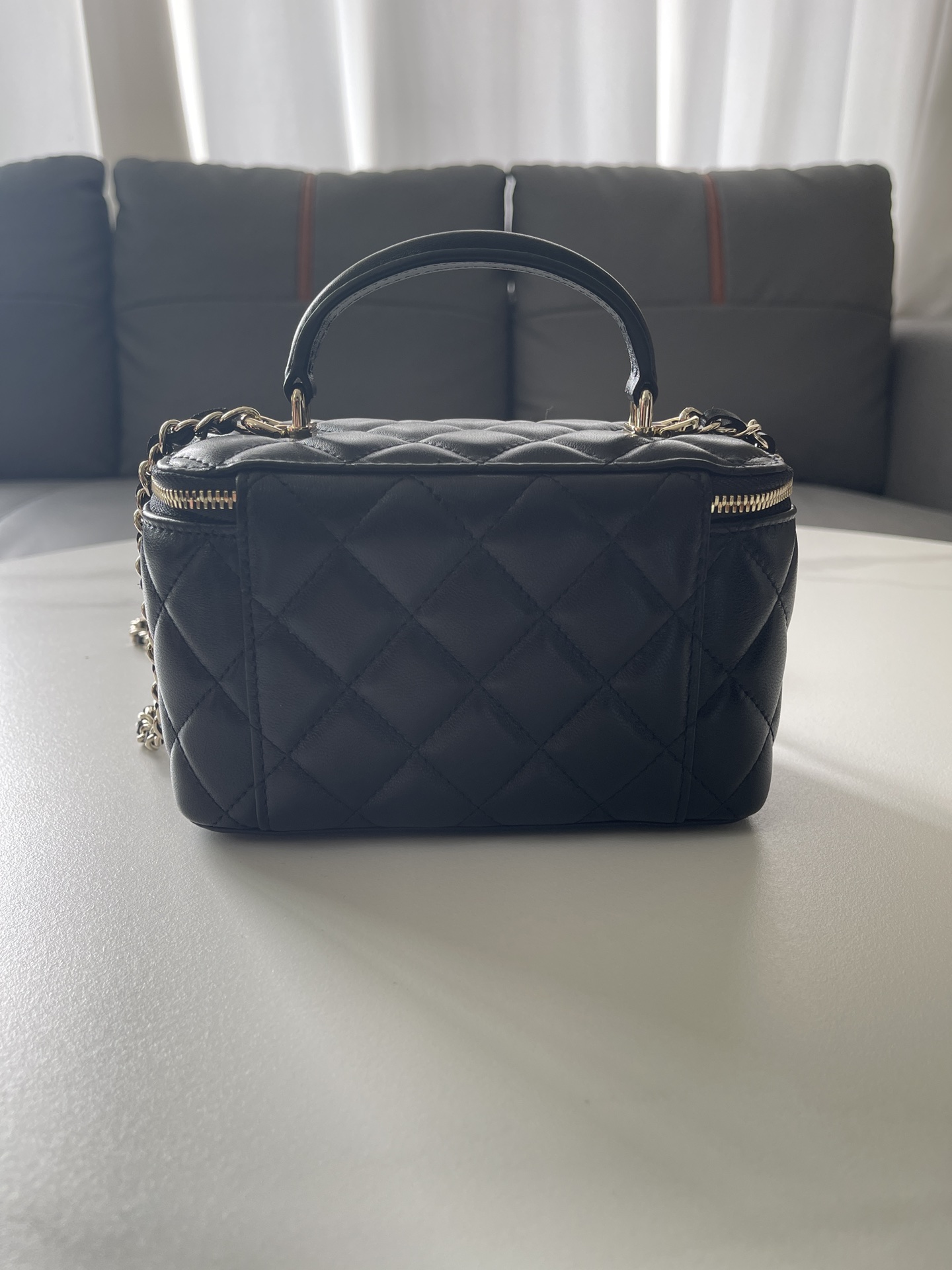 [TOP] CHANEL Vanity Case Bag 9.5x17x8𝖼𝗆  - Black&GHW