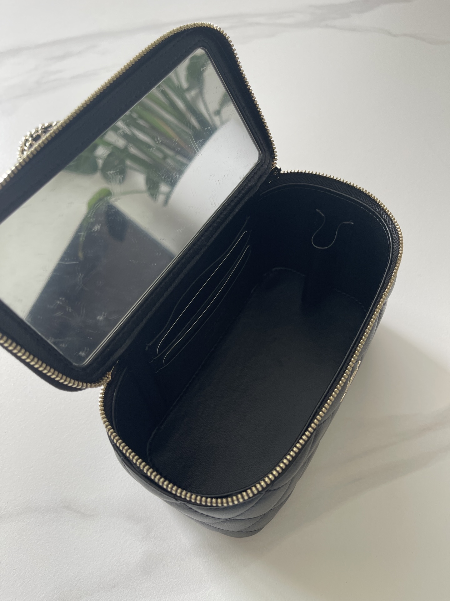 [TOP] CHANEL Vanity Case Bag 9.5x17x8𝖼𝗆  - Black&GHW