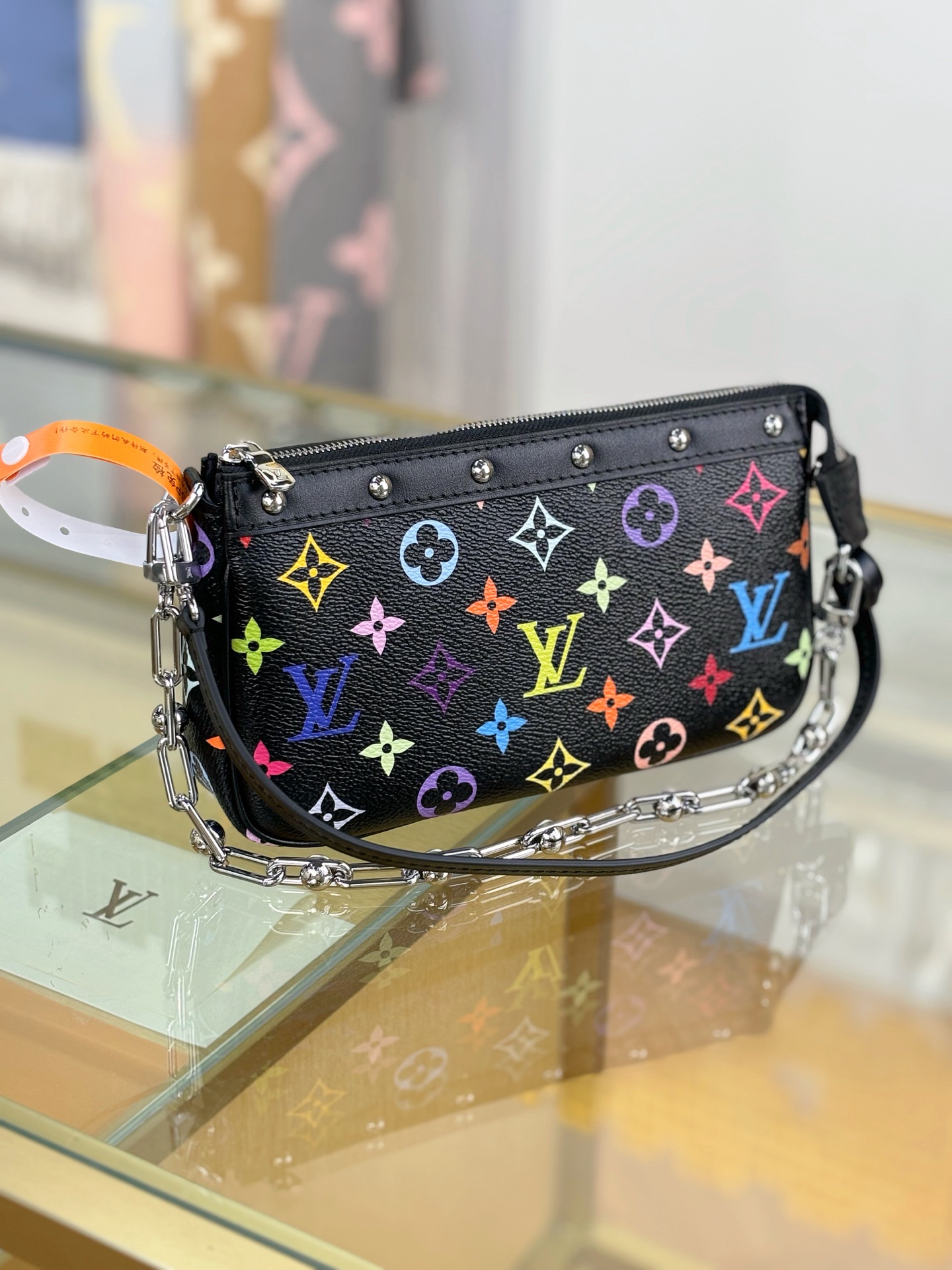 [TOP] Louis Vuitton LV Takashi Murakami Monogram Pochette Bag 22X13X4cm - 2 Color