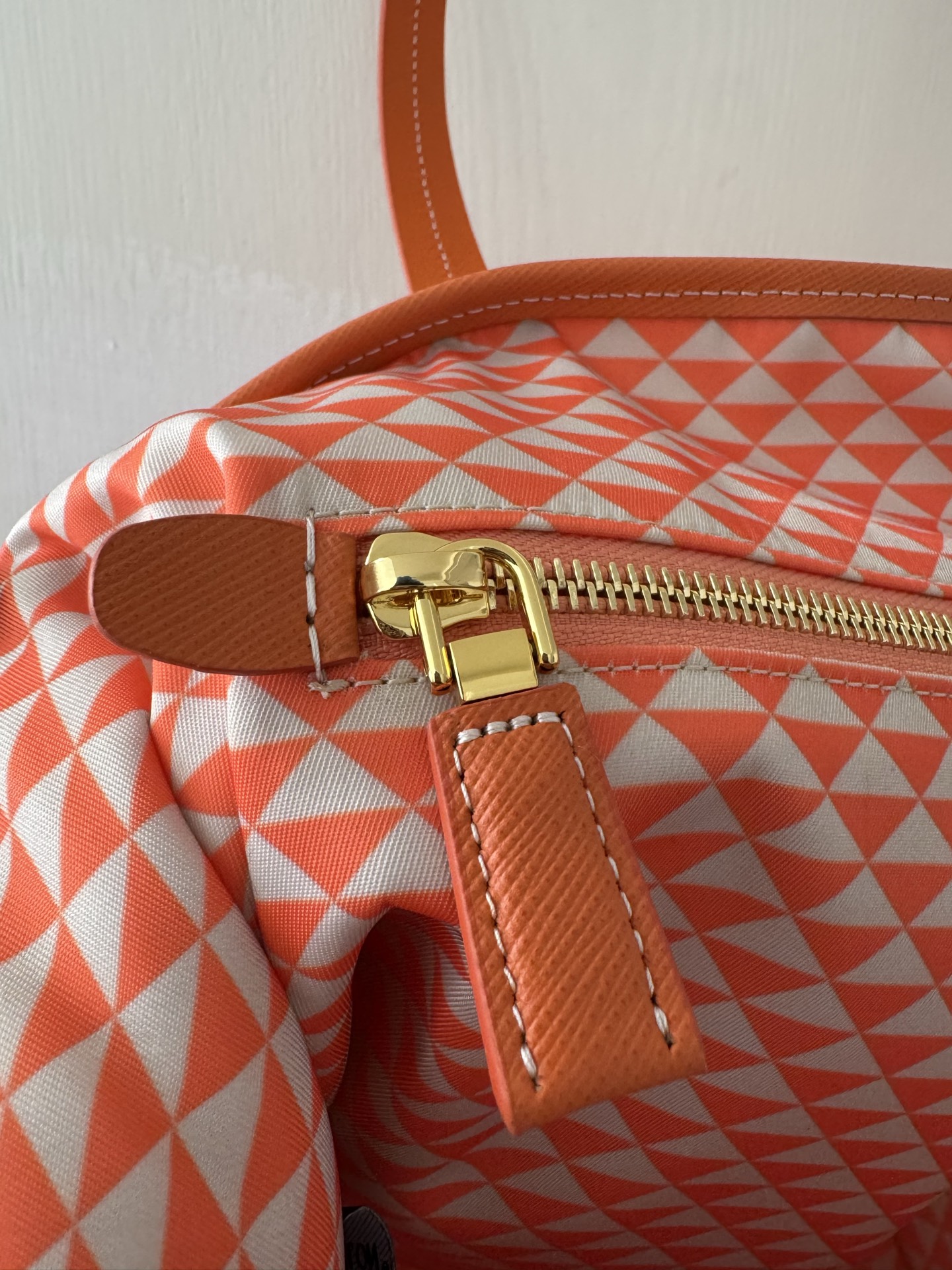 [TOP] PRADA Tessuto Triangulum Tote Bag 33*29*14cm - 4 Colour