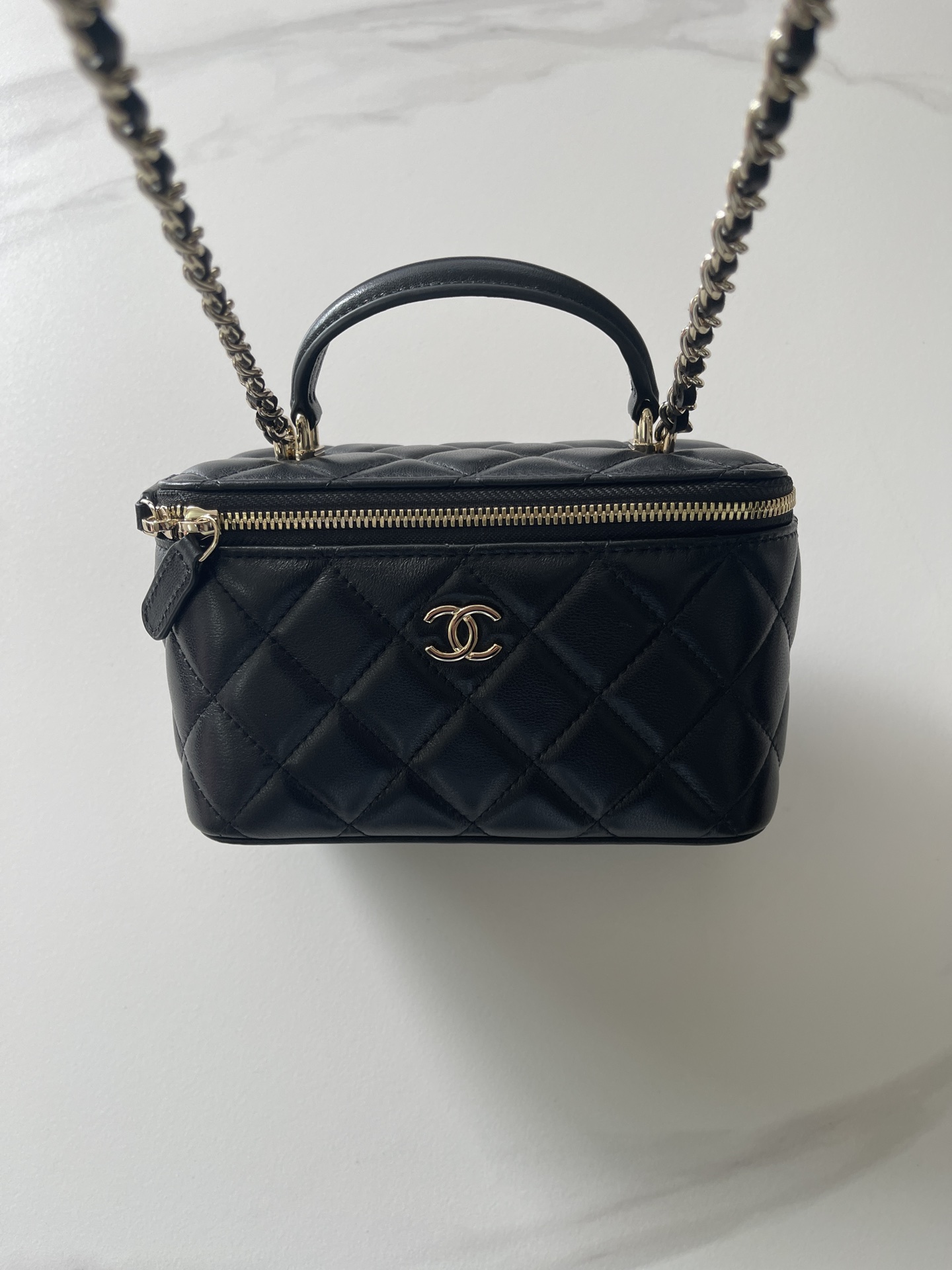 [TOP] CHANEL Vanity Case Bag 9.5x17x8𝖼𝗆  - Black&GHW