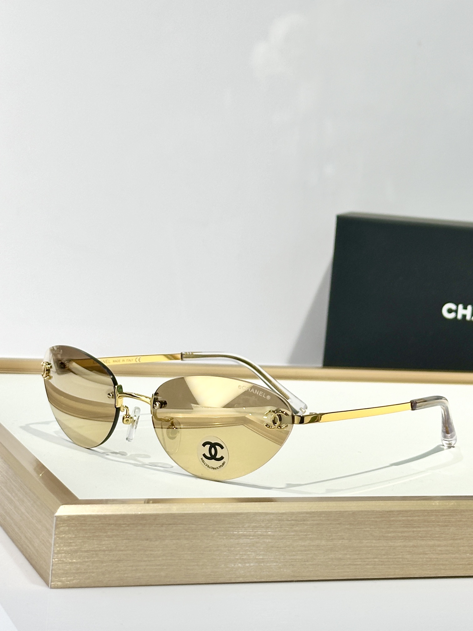 [TOP] CHANEL Sunglasses - 6 Colors