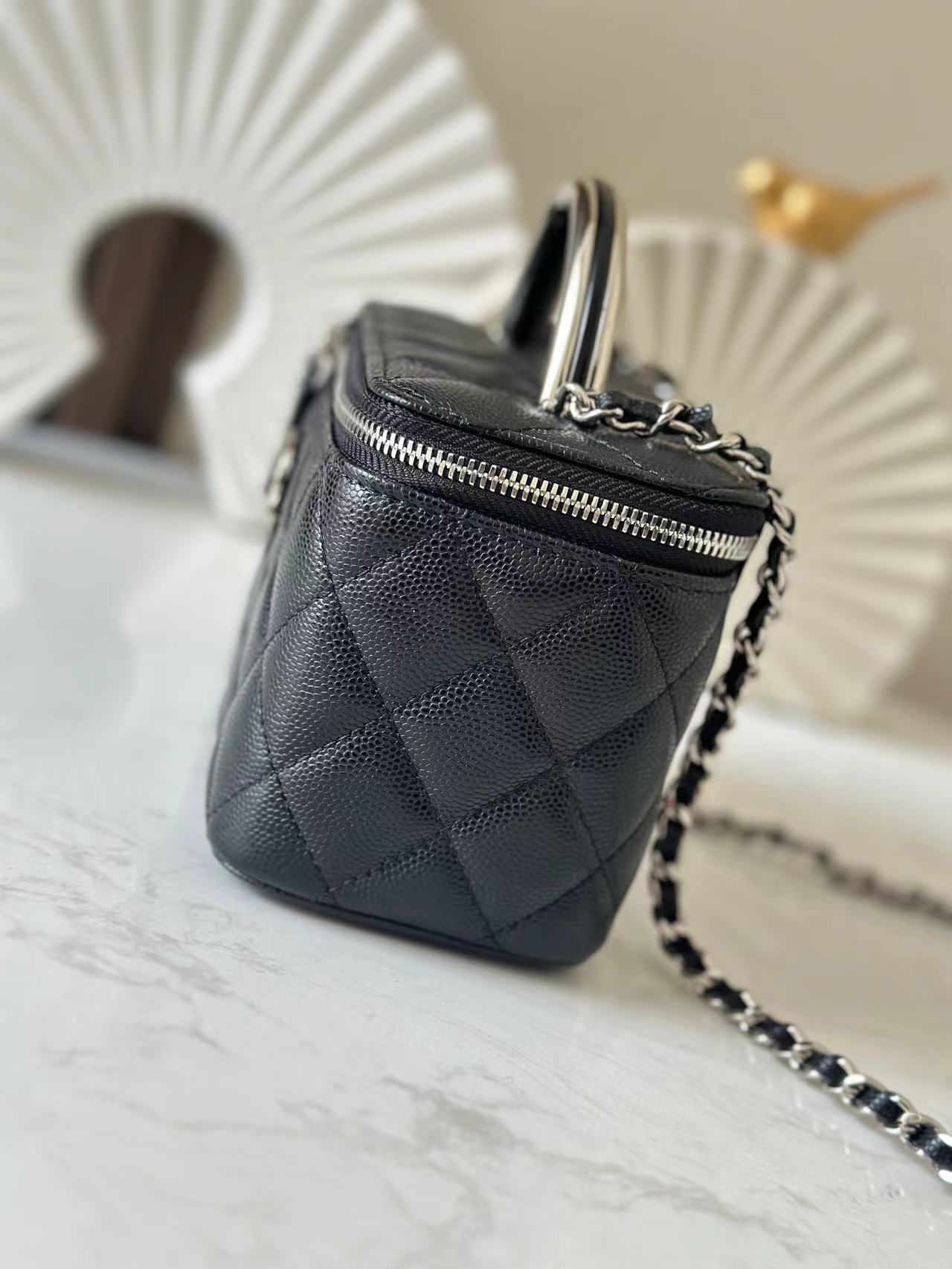 [TOP] CHANEL Vanity Case Bag 9.5x17x8𝖼𝗆  - Black&SHW