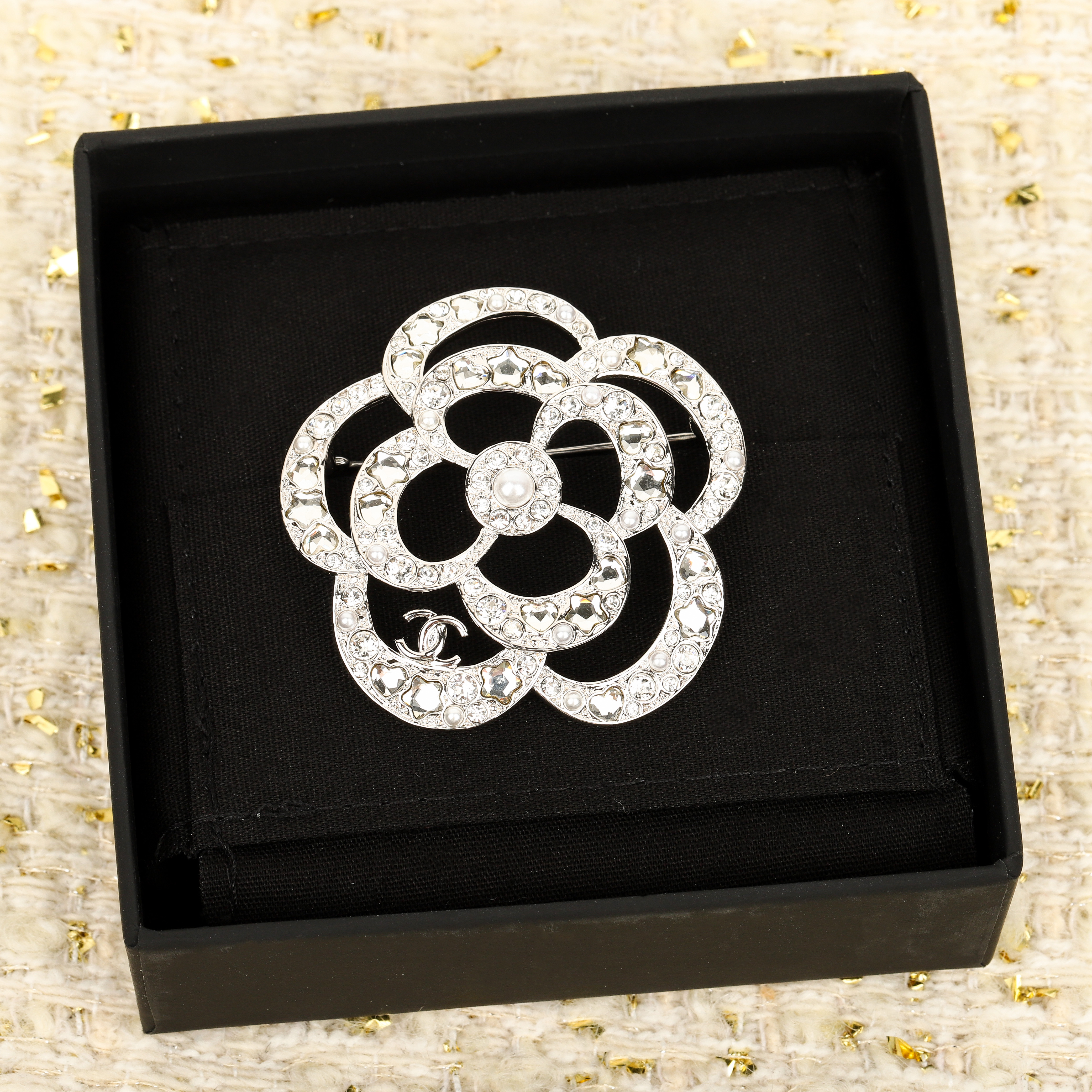 [TOP] CHANEL Brooch - 2 Colors