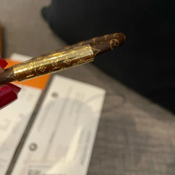 [TOP] Louis Vuitton LV Monogram Bracelet