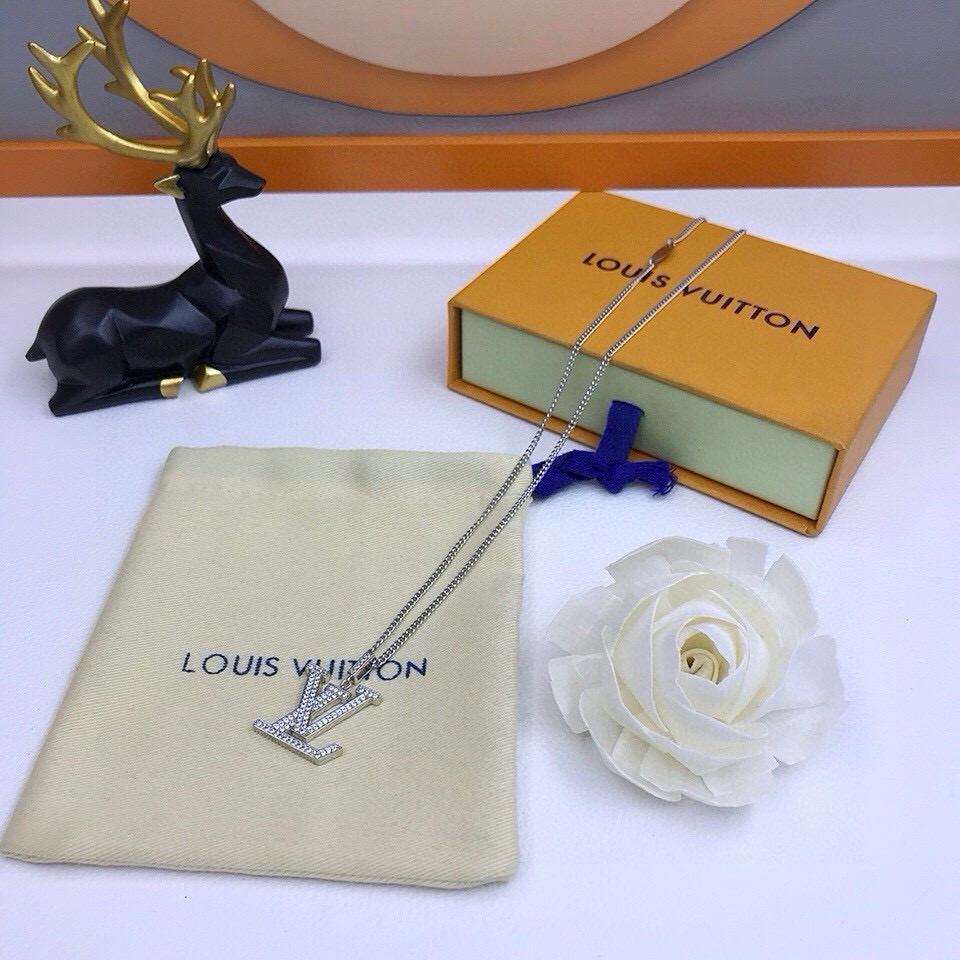 [TOP] Louis Vuitton LV Necklace - Sliver
