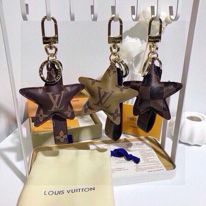 [TOP] Louis Vuitton LV Star Monogram Key Chain  - 3 Colors