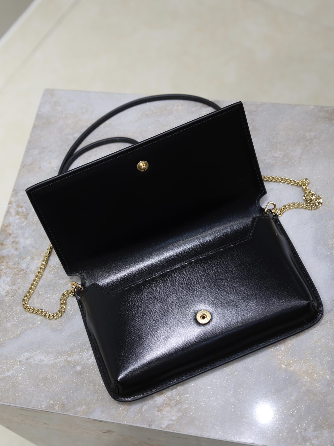 [TOP] Yves Saint Laurent YSL Monogram Phone Holder MINI Bag Collection 18 x 11 x 2 cm