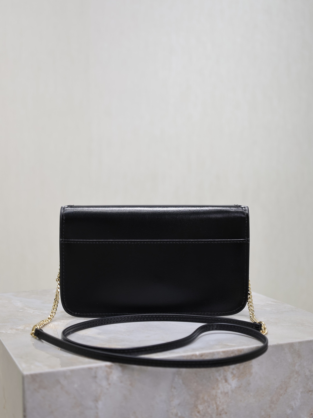 [TOP] Yves Saint Laurent YSL Monogram Phone Holder MINI Bag Collection 18 x 11 x 2 cm