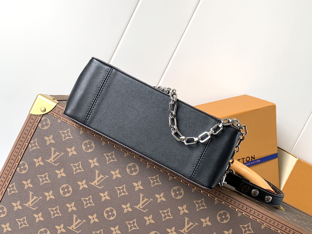 [TOP] Louis Vuitton LV Dauphine Soft Monogram Bag 24x17x9 cm - Black
