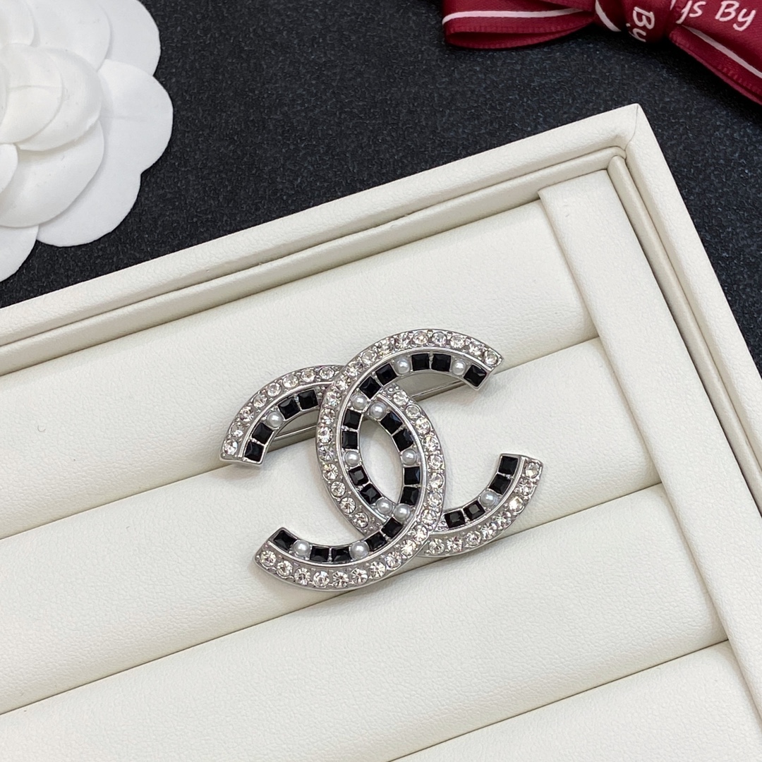 [TOP] CHANEL Brooch - Sliver