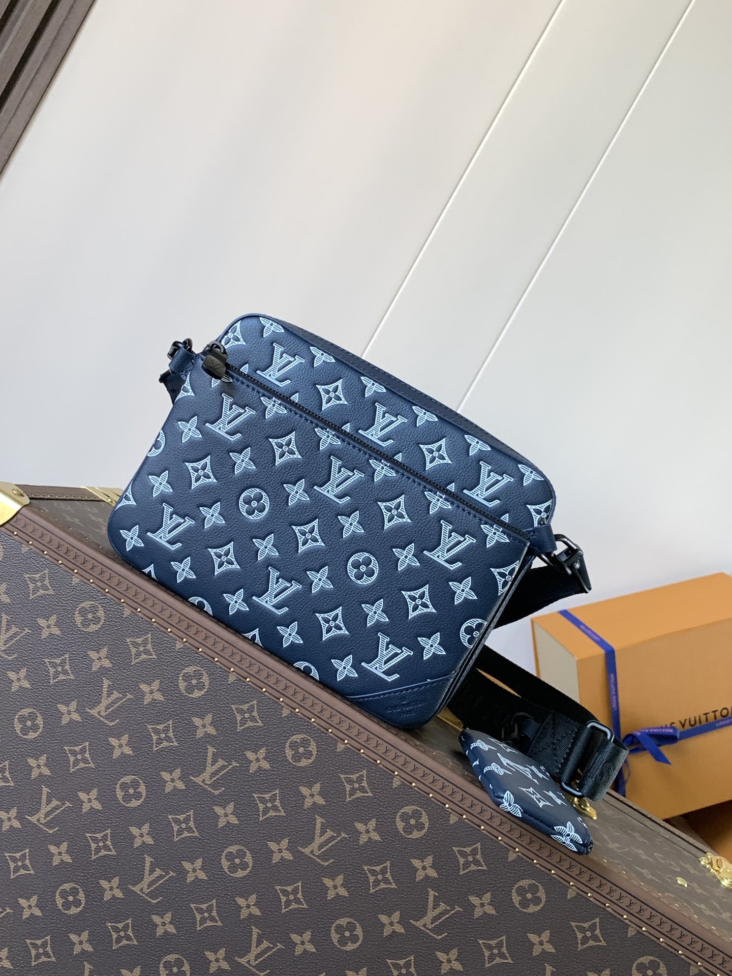 [TOP] Louis Vuitton LV Trio Messenger Bag 25x18.5x7cm - 3 Color
