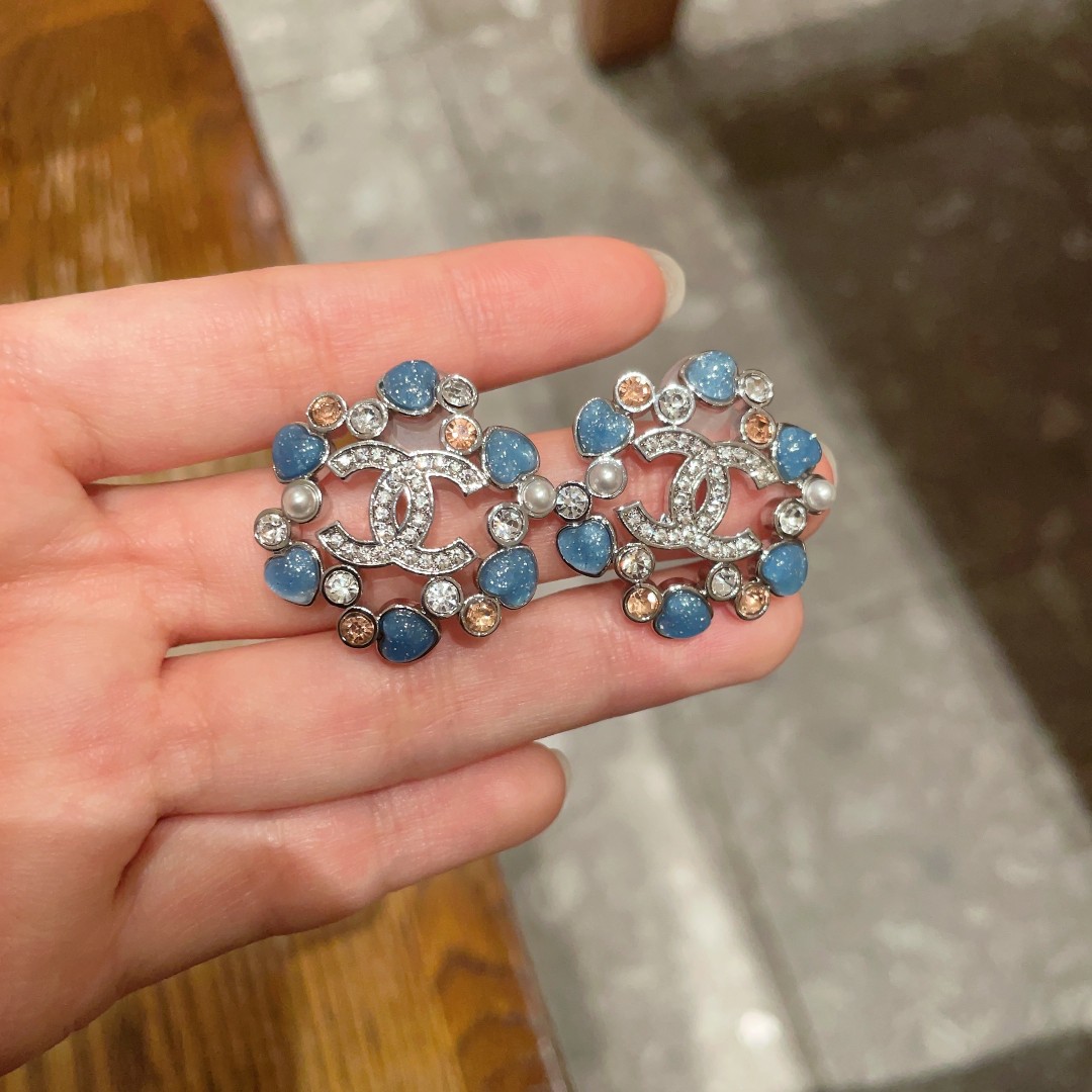 [TOP] CHANEL Earrings- 2 Colors