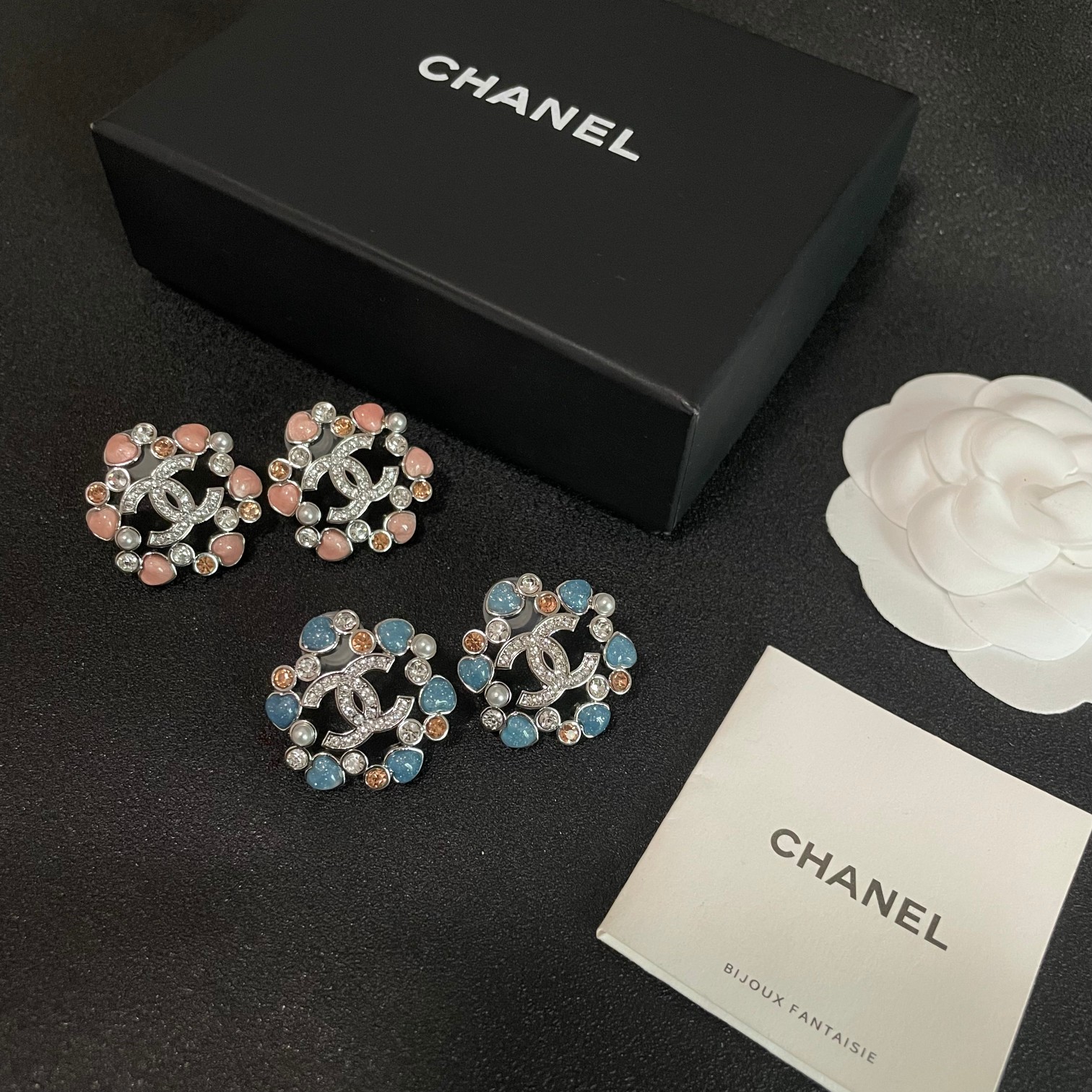 [TOP] CHANEL Earrings- 2 Colors