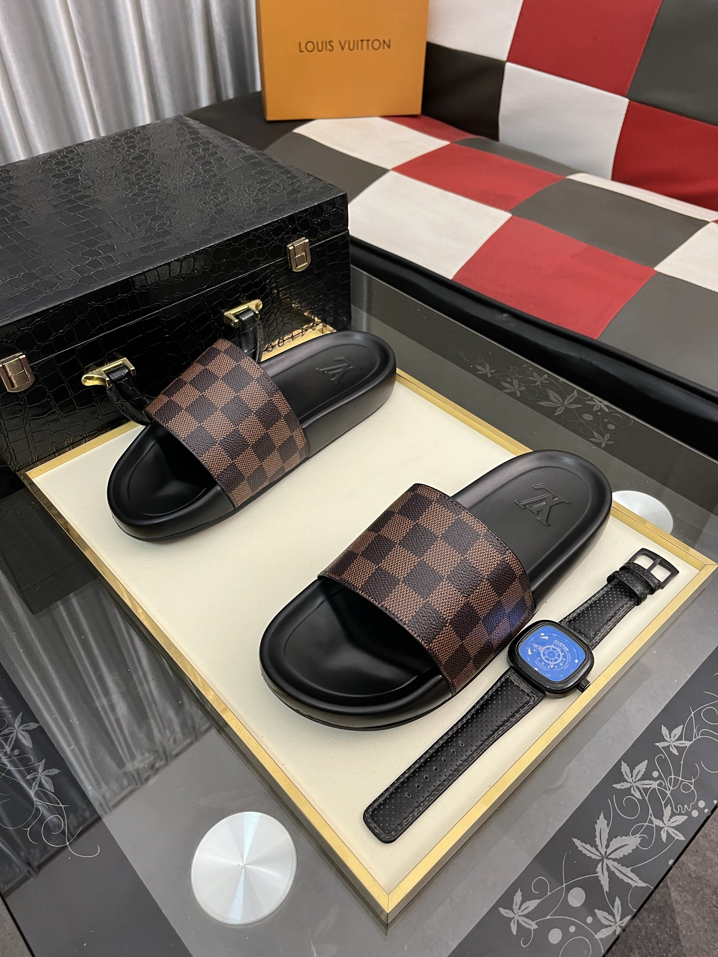 [TOP] Louis Vuitton LV Men's Slippers - 3 Colors