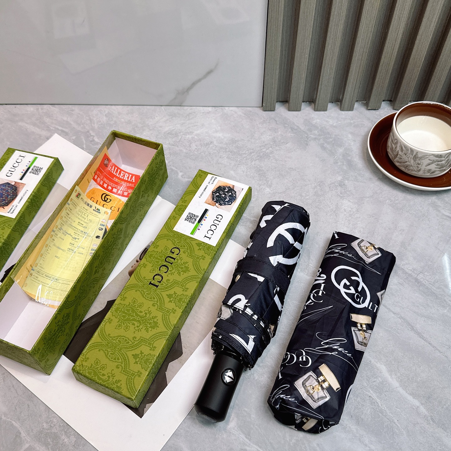 [TOP] GUCCI Umbrella - Black