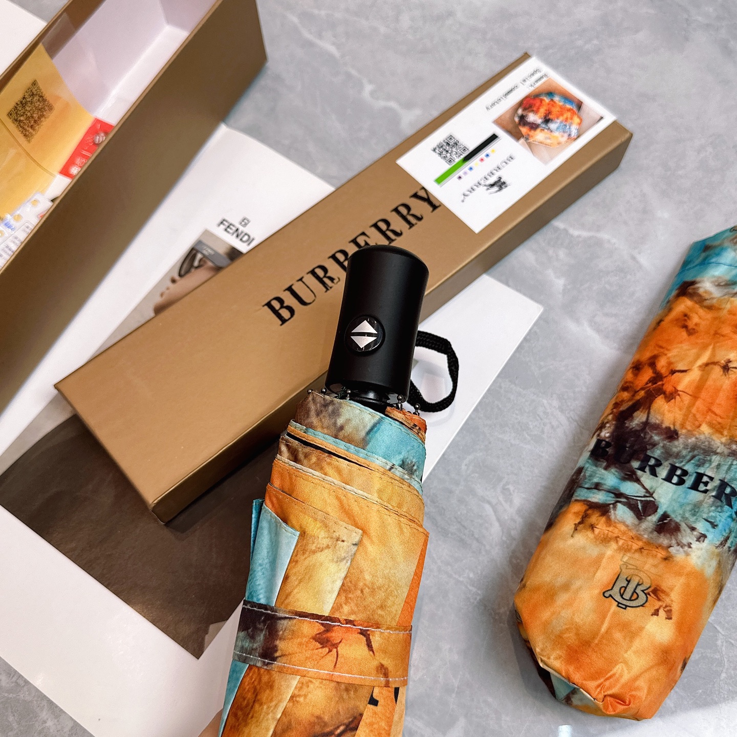 [TOP] BURBERRY Umbrella - Orange