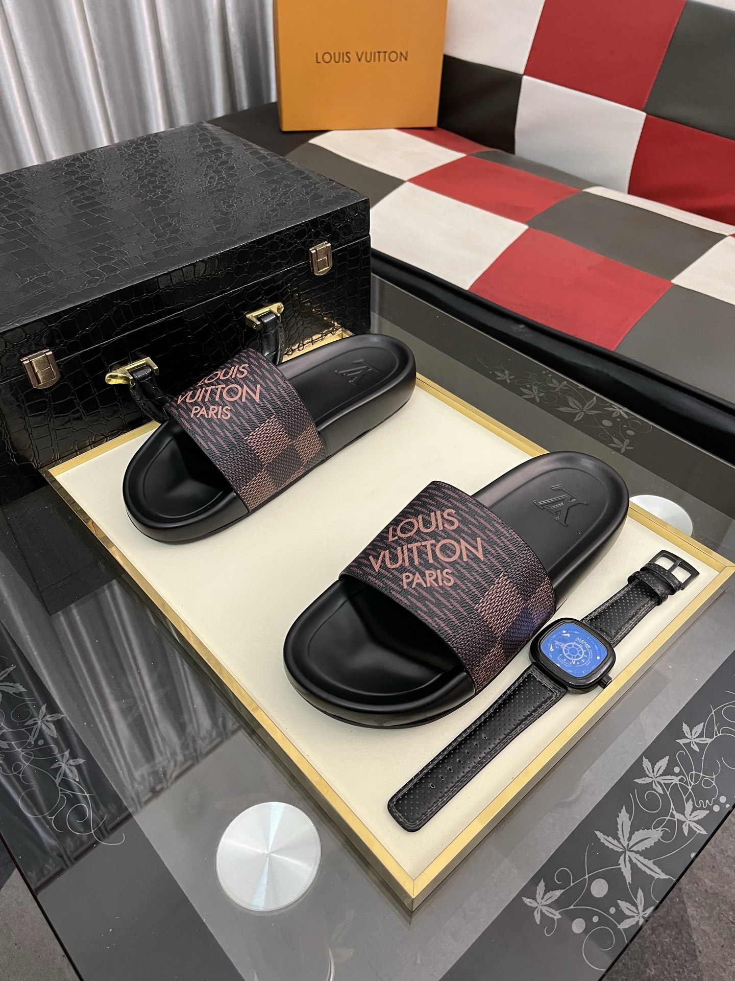 [TOP] Louis Vuitton LV Men's Slippers - 3 Colors