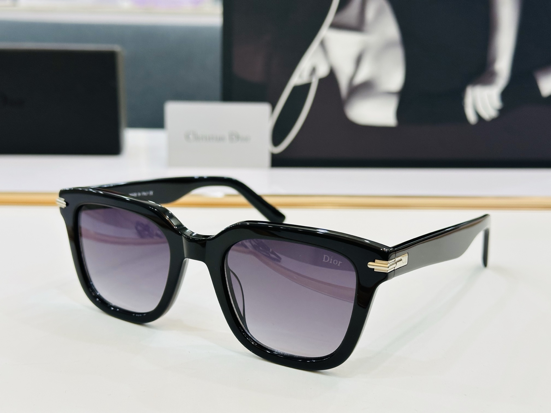 [TOP] Christian Dior Sunglasses - 7 Color