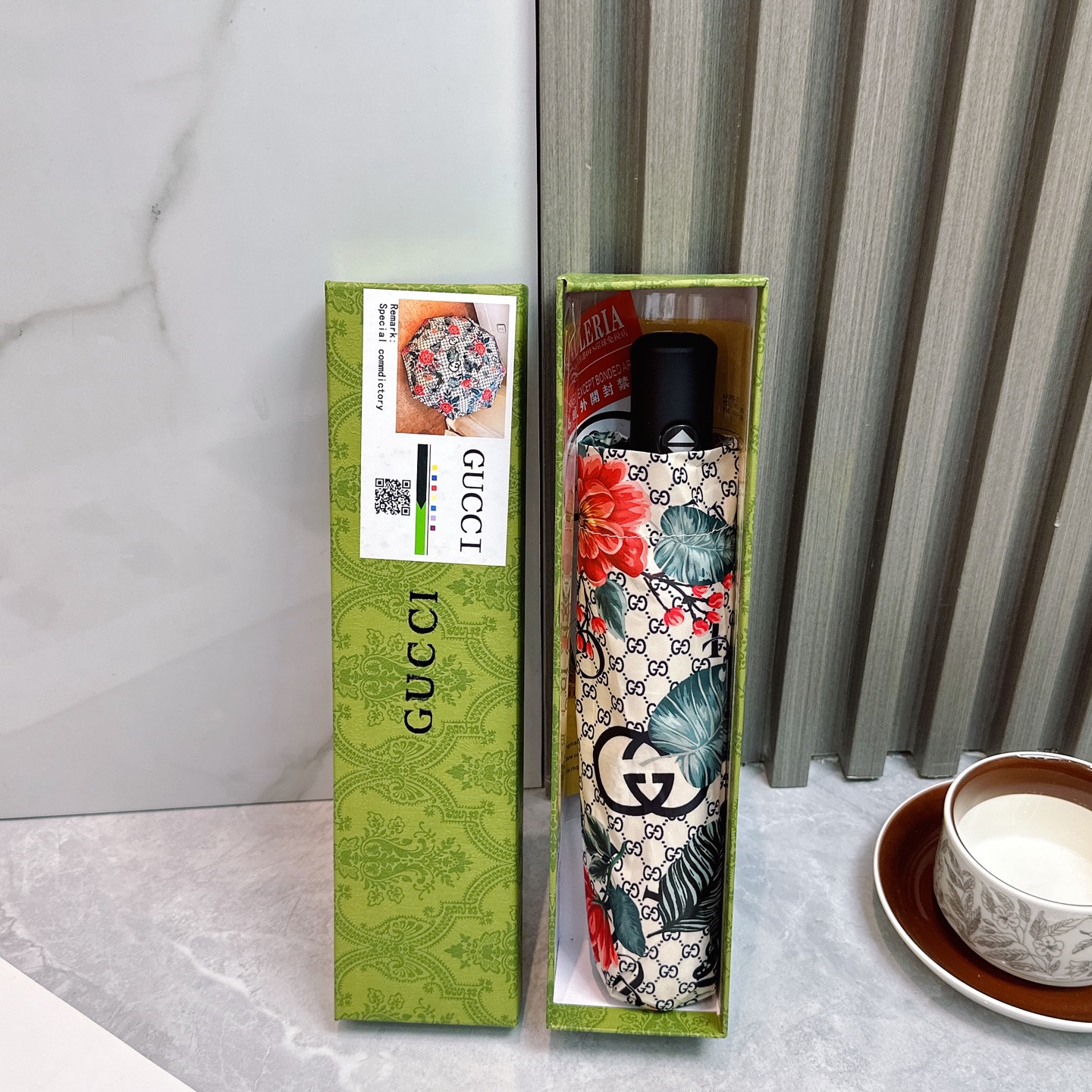 [TOP] GUCCI Umbrella - Beige