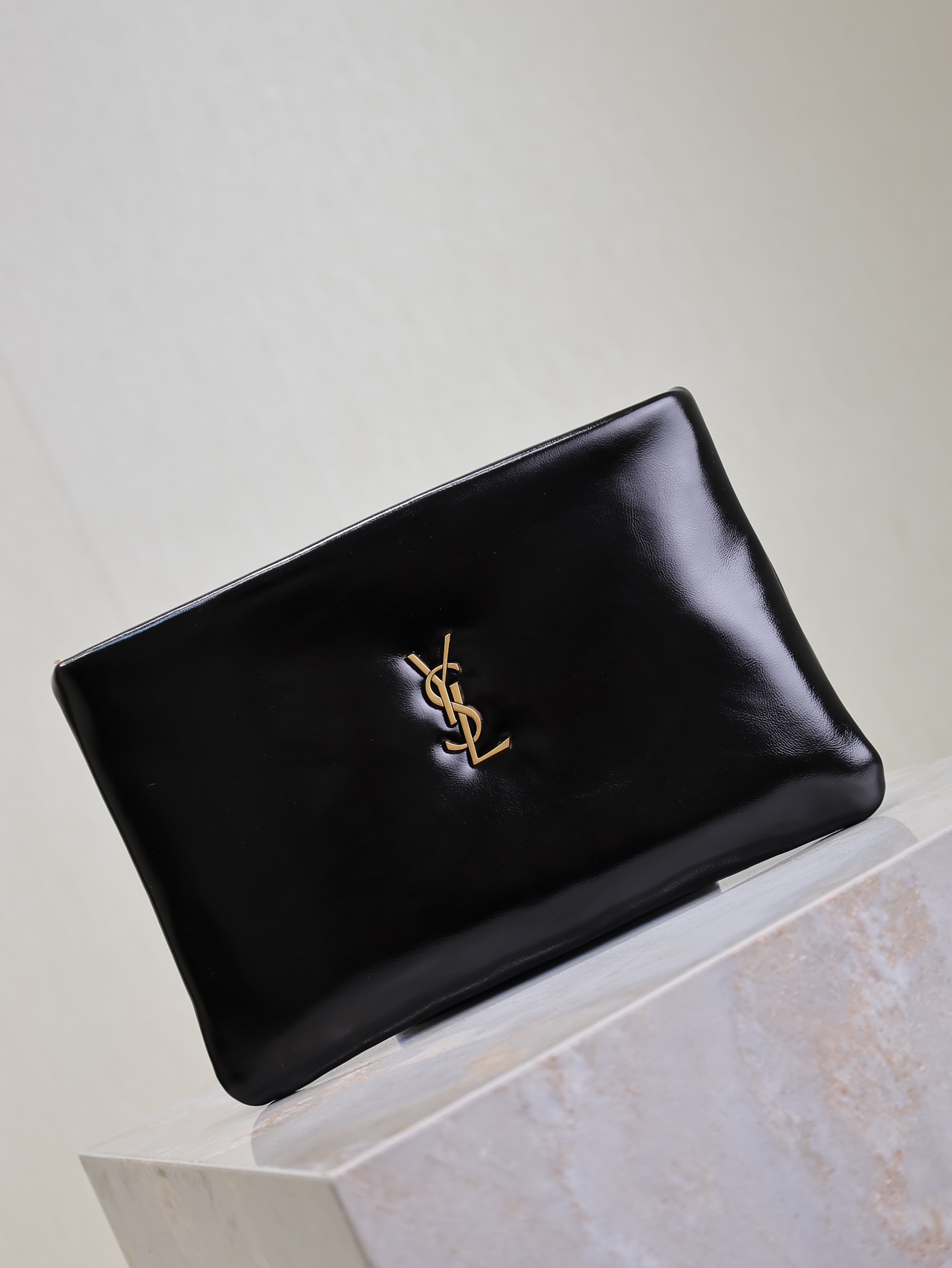 [TOP] Yves Saint Laurent YSL Le Calypso Cosmetic Bag Wax Leather 23×16×3cm/30x22x3cm - Black
