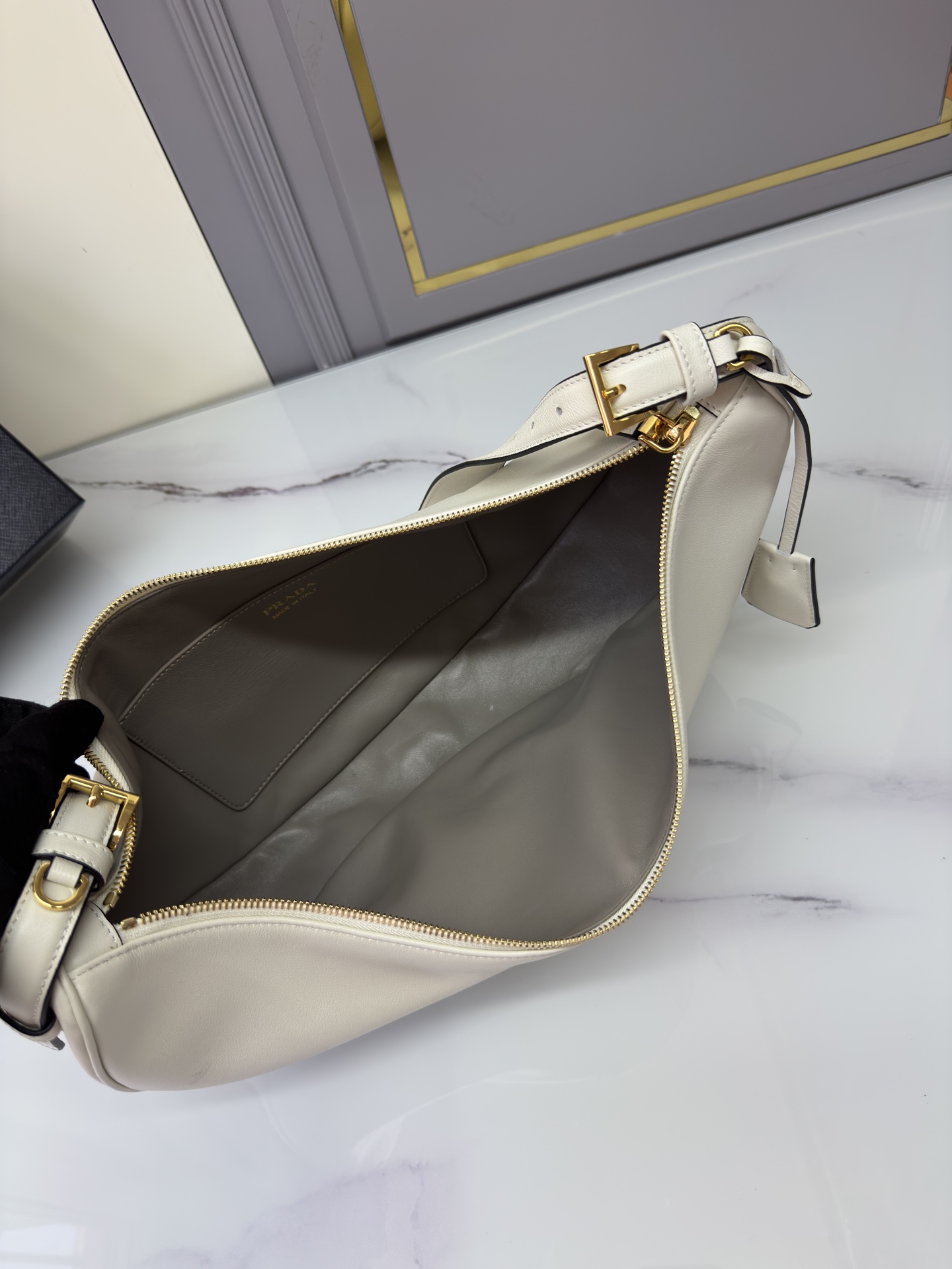 [TOP] PRADA Underarm Bag 42*19.5*8.5cm - 4 Colour