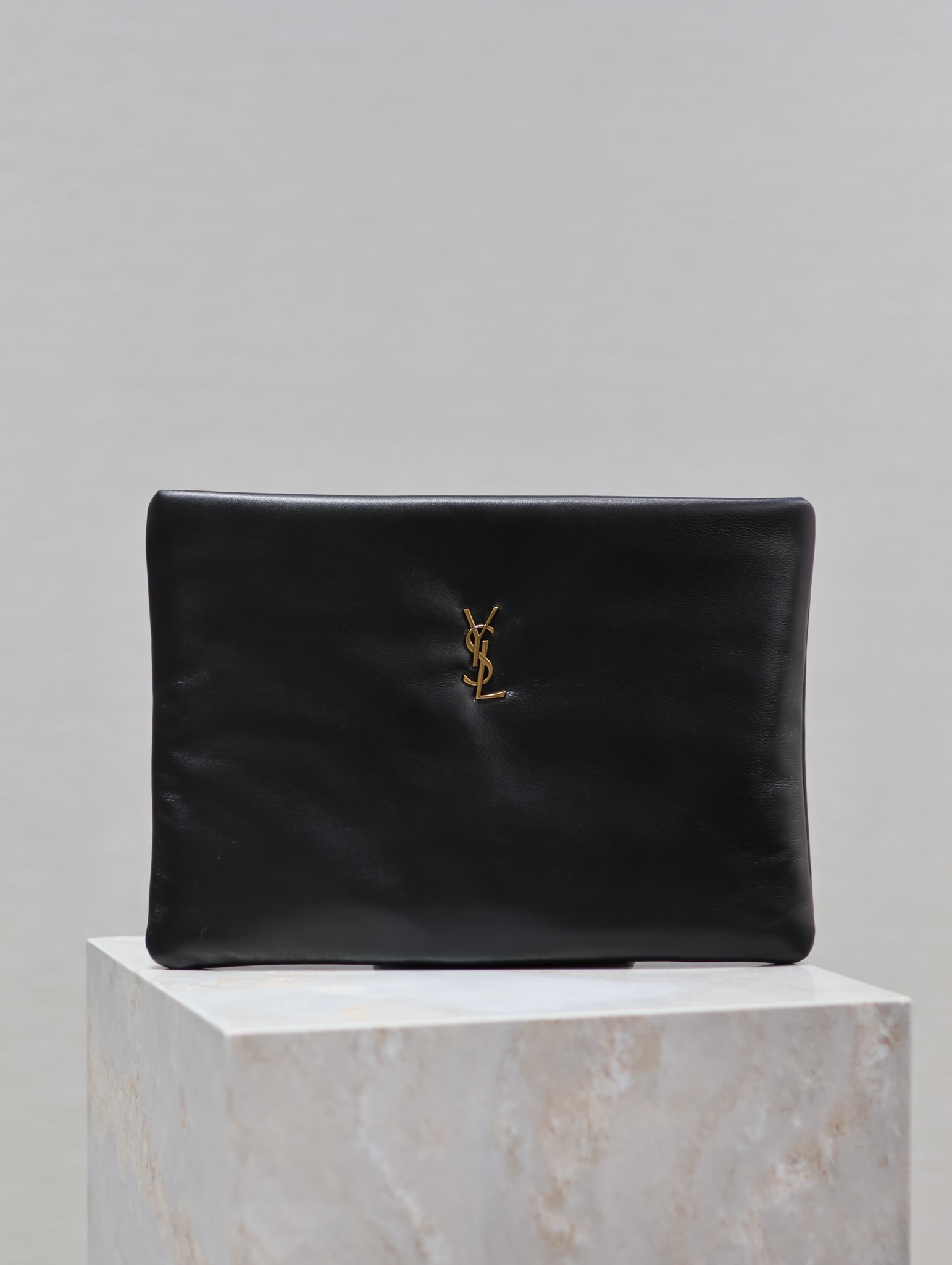 [TOP] Yves Saint Laurent YSL Le Calypso Cosmetic Bag 23×16×3cm/30x15x3.5cm/30x22x3cm - Black
