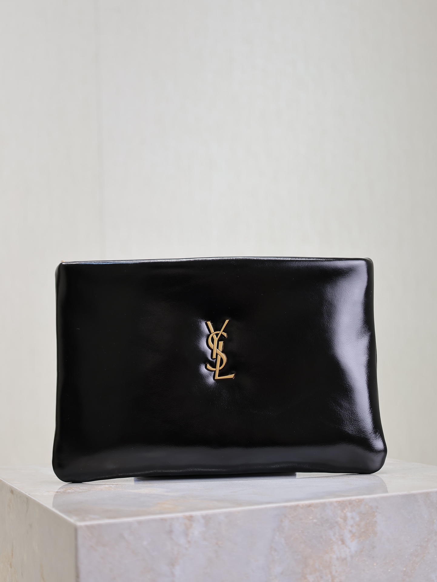 [TOP] Yves Saint Laurent YSL Le Calypso Cosmetic Bag Wax Leather 23×16×3cm/30x22x3cm - Black