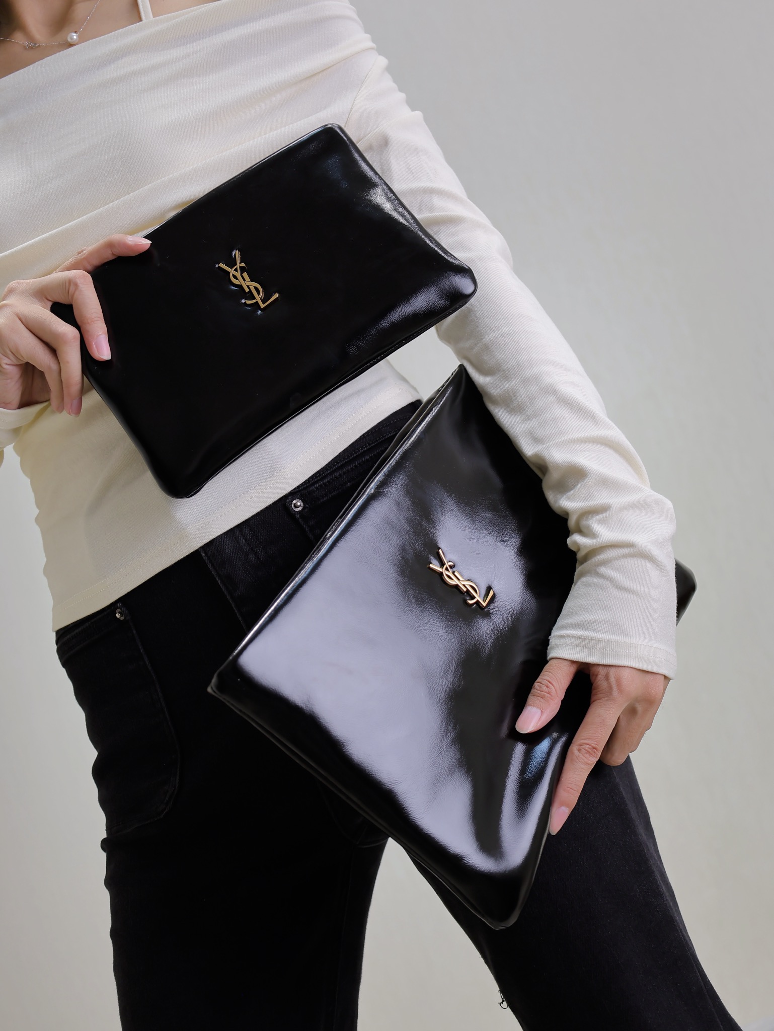 [TOP] Yves Saint Laurent YSL Le Calypso Cosmetic Bag Wax Leather 23×16×3cm/30x22x3cm - Black