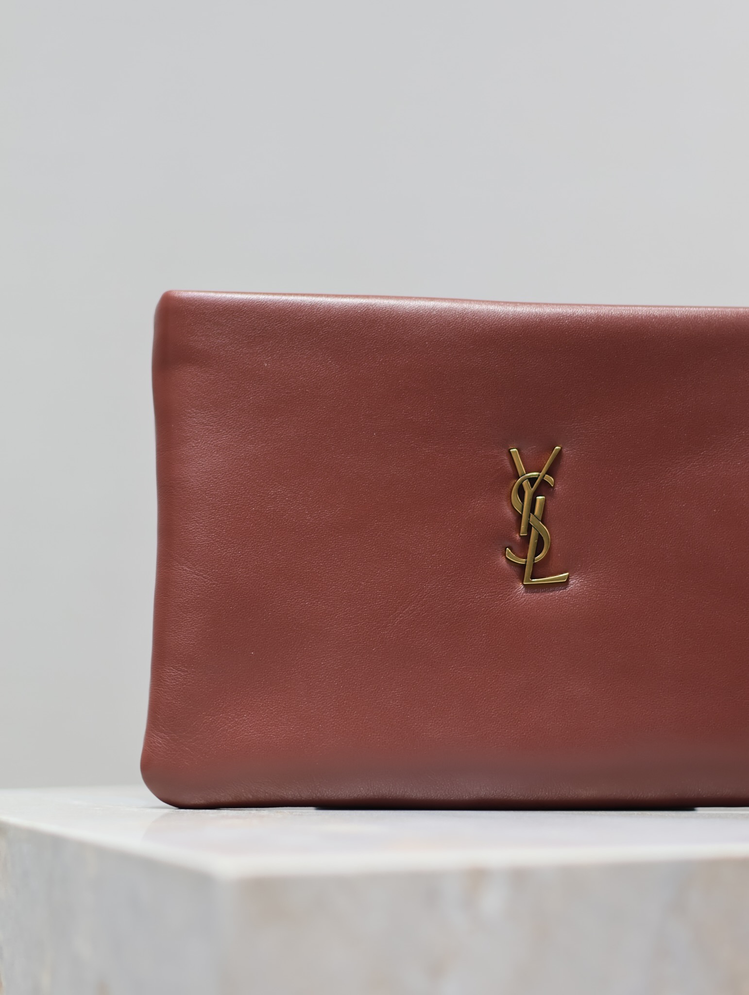 [TOP] Yves Saint Laurent YSL Le Calypso Cosmetic Bag Lambskin 23×16×3cm/30x15x3.5cm/30x22x3cm - Red