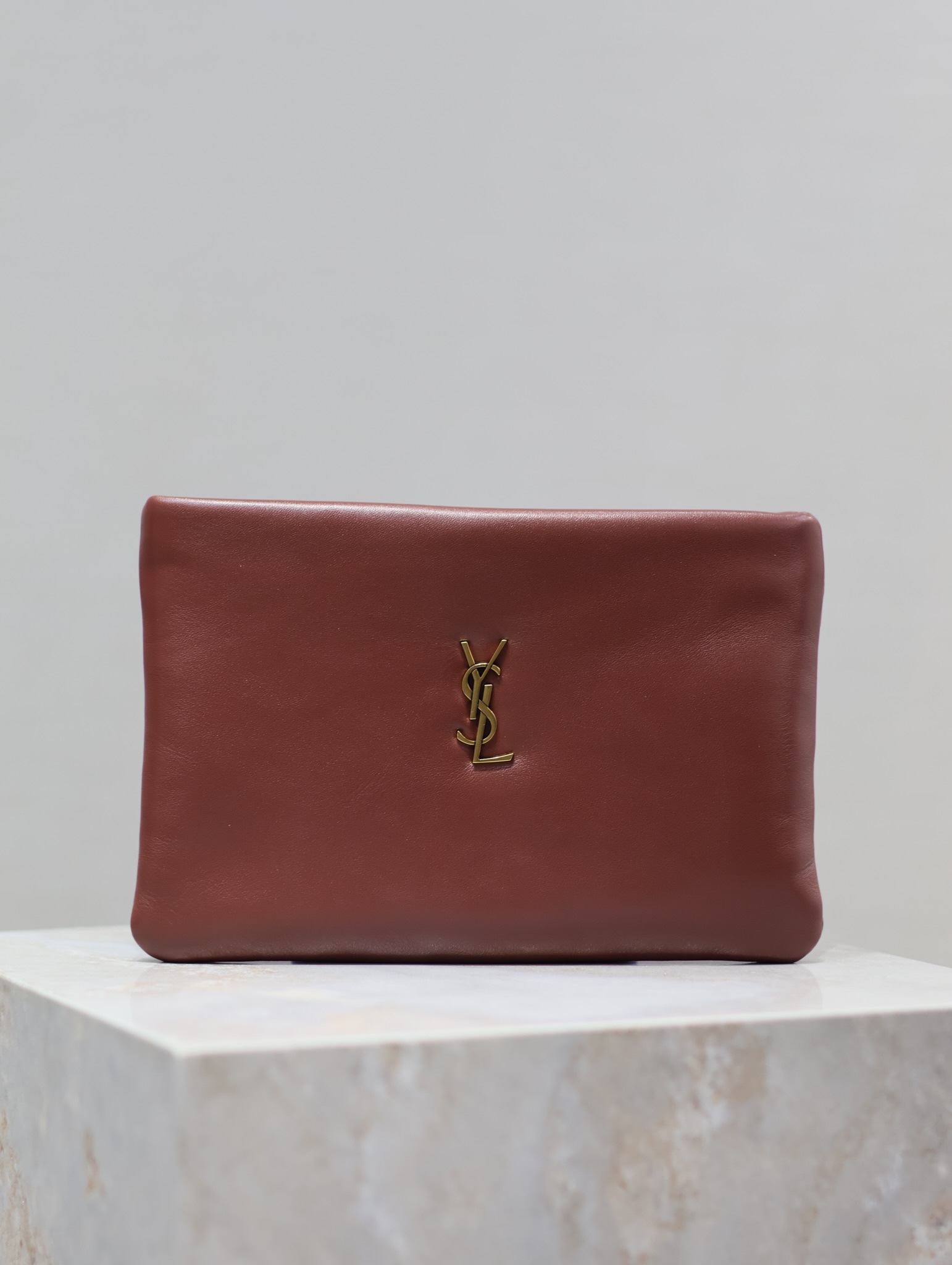 [TOP] Yves Saint Laurent YSL Le Calypso Cosmetic Bag Lambskin 23×16×3cm/30x15x3.5cm/30x22x3cm - Red
