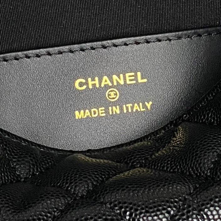 [TOP] CHANEL Coco Crush Handle Lunch Box Bag Cowhide 14.5×18.5×7cm - 5 Colour