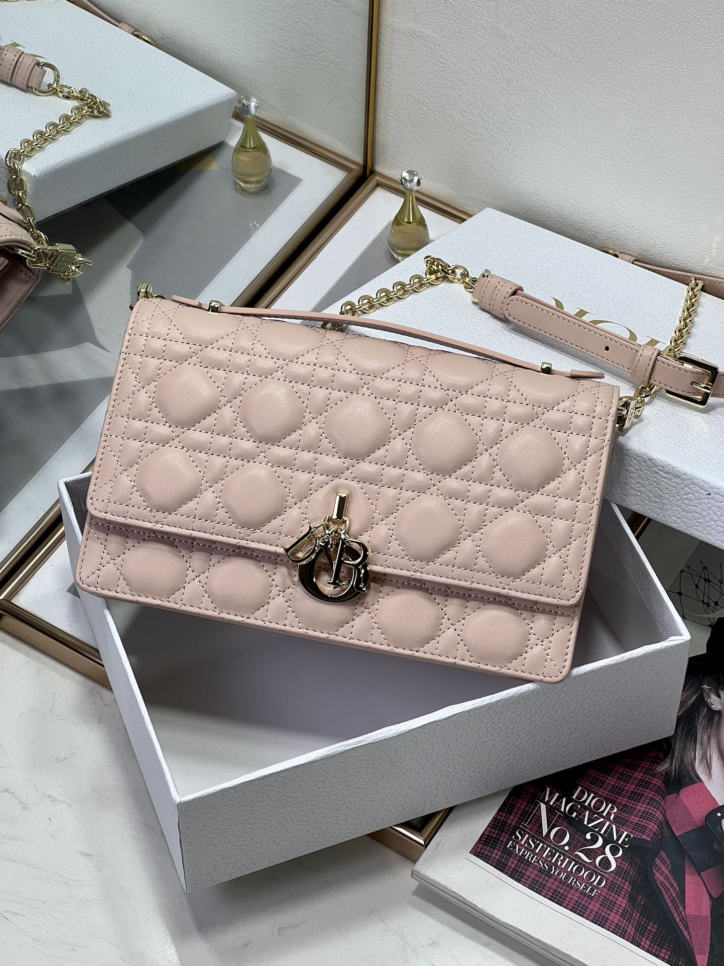 [TOP] Christian Dior Lambskin Leather Rattan Plaid Handbags 24x14x7.5cm - Light Pink