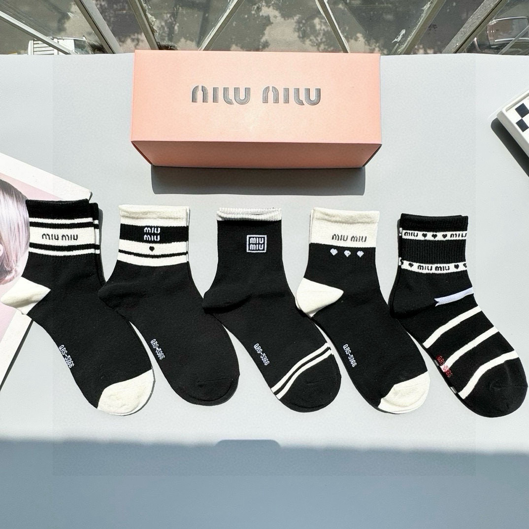 [TOP] Miu Miu Socks - 5 Pieces as a Set