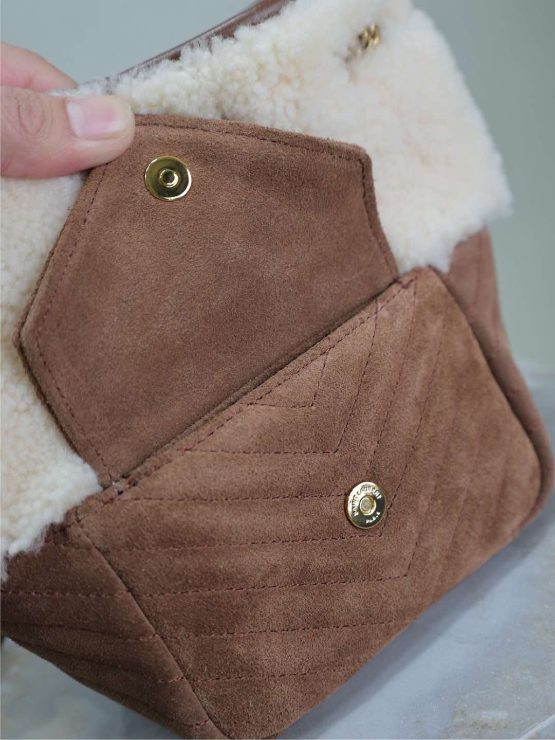 [TOP] Yves Saint Laurent YSL Joe Bag Nubuck/Lambswool 19x13x13cm - Brown/Beige