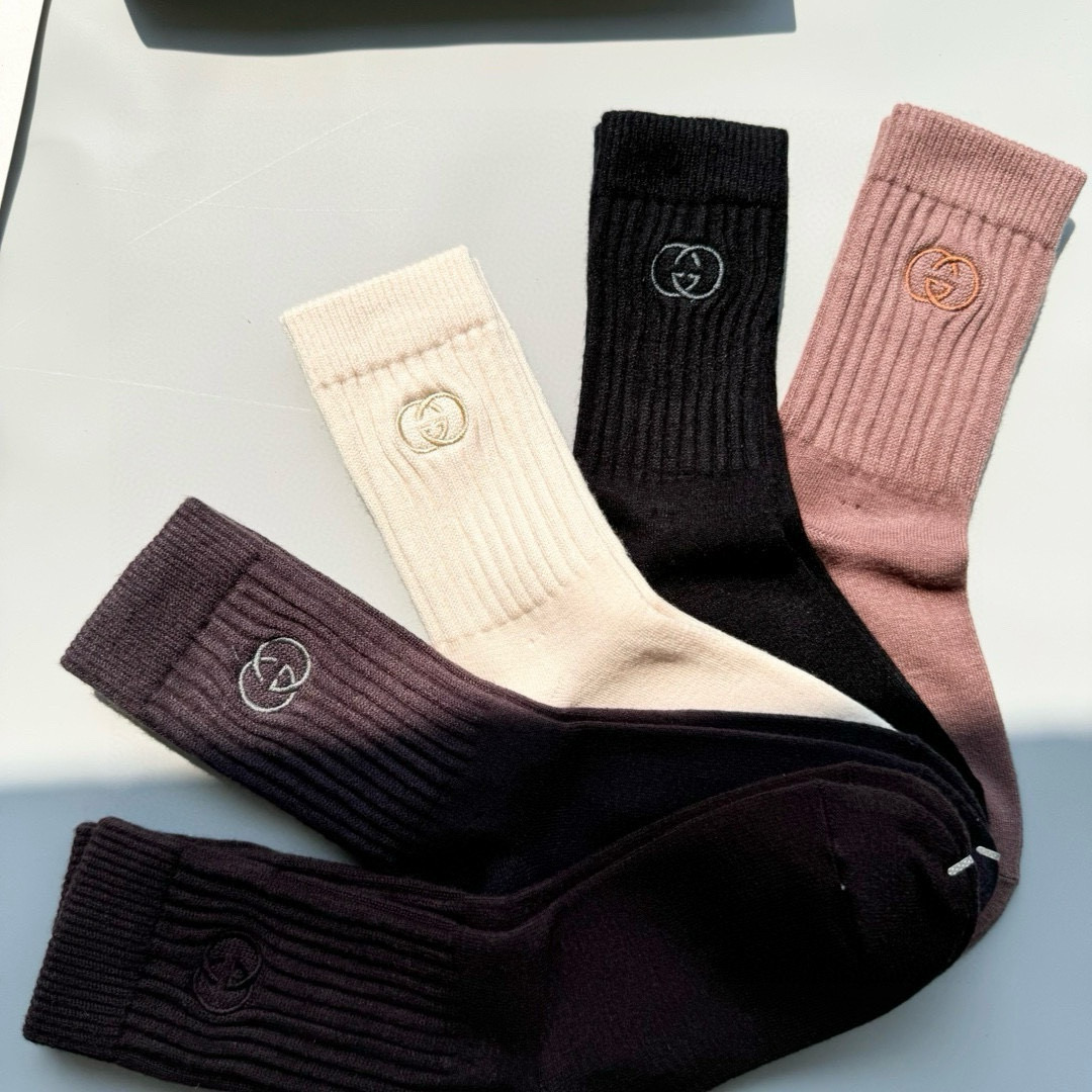 [TOP] GUCCI Socks - 5 Pieces as a Set