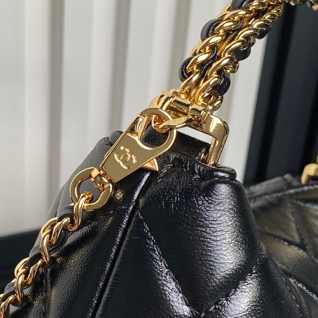 [TOP] CHANEL Hobo Chain Bag 18.5cm - 3 Colour