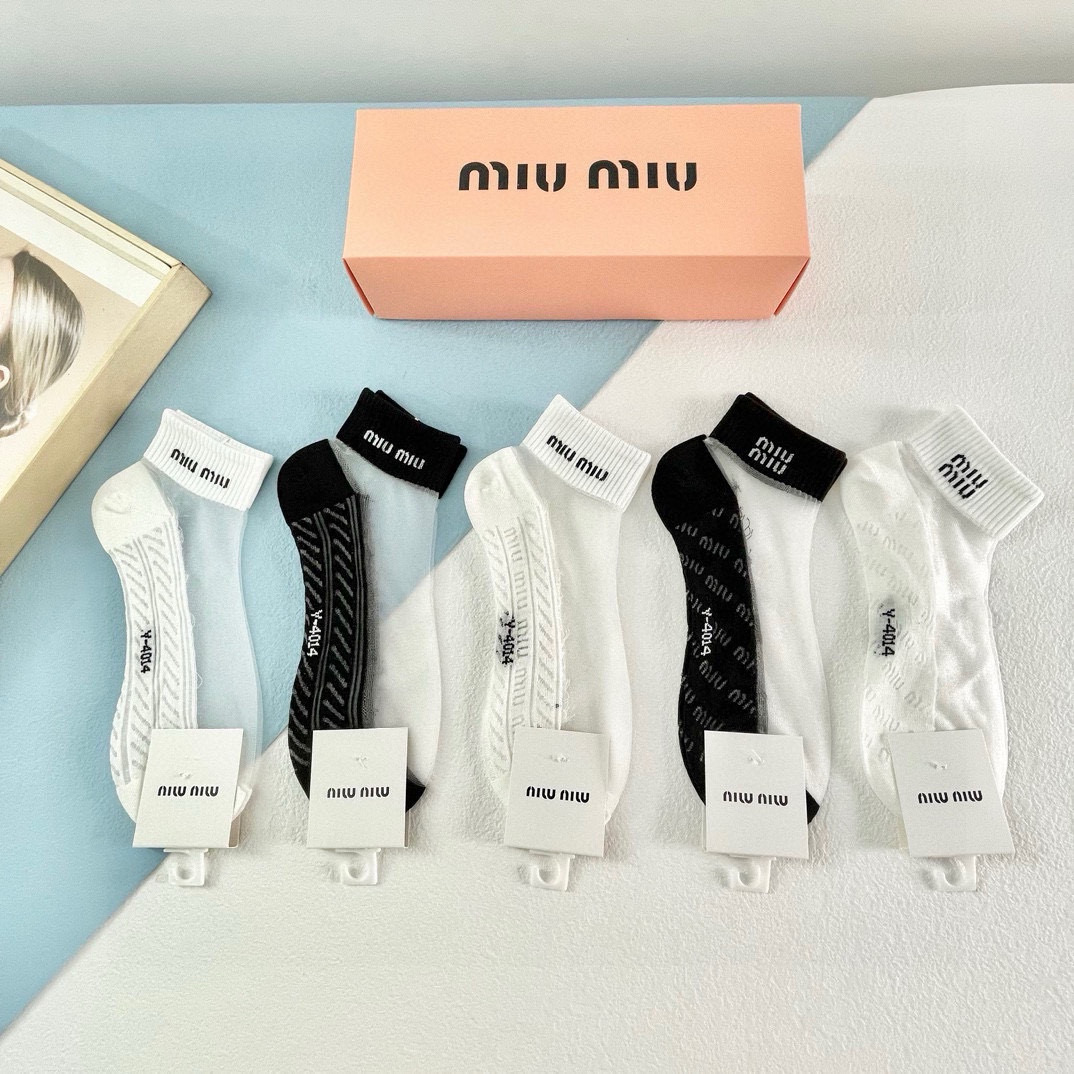[TOP] Miu Miu Socks - 5 Pieces as a Set