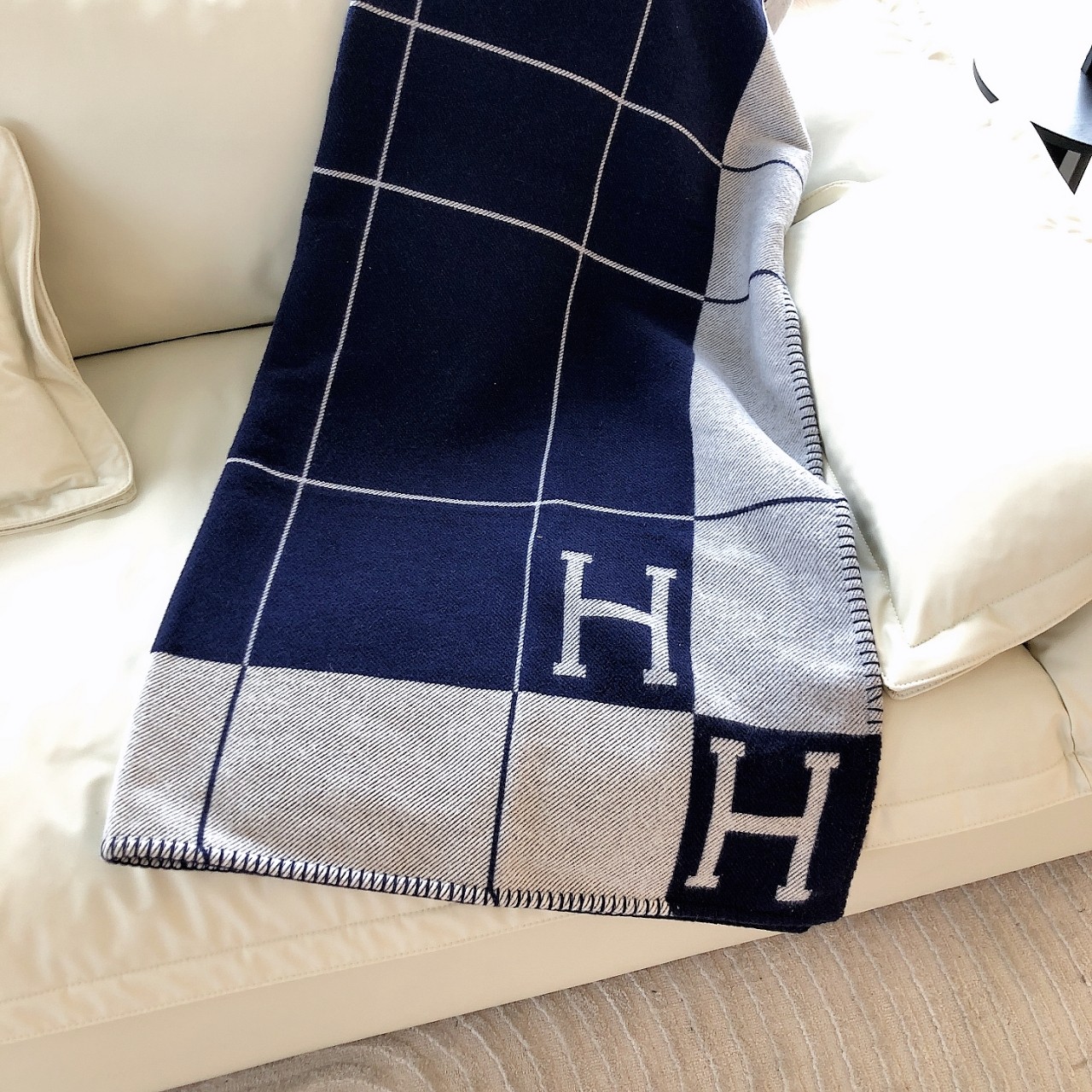 [TOP] HERMES Woolen Blanket 1400g 170x135cm - Navy Blue