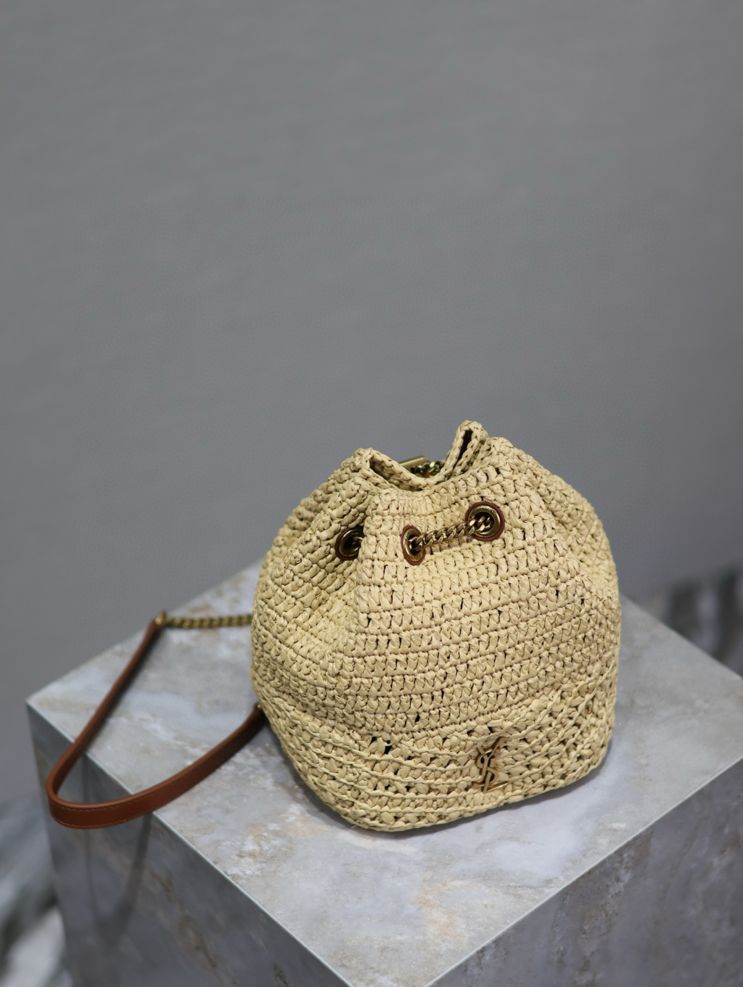 [TOP] Yves Saint Laurent YSL Joe Bag Weaving 19x13x13cm - Beige