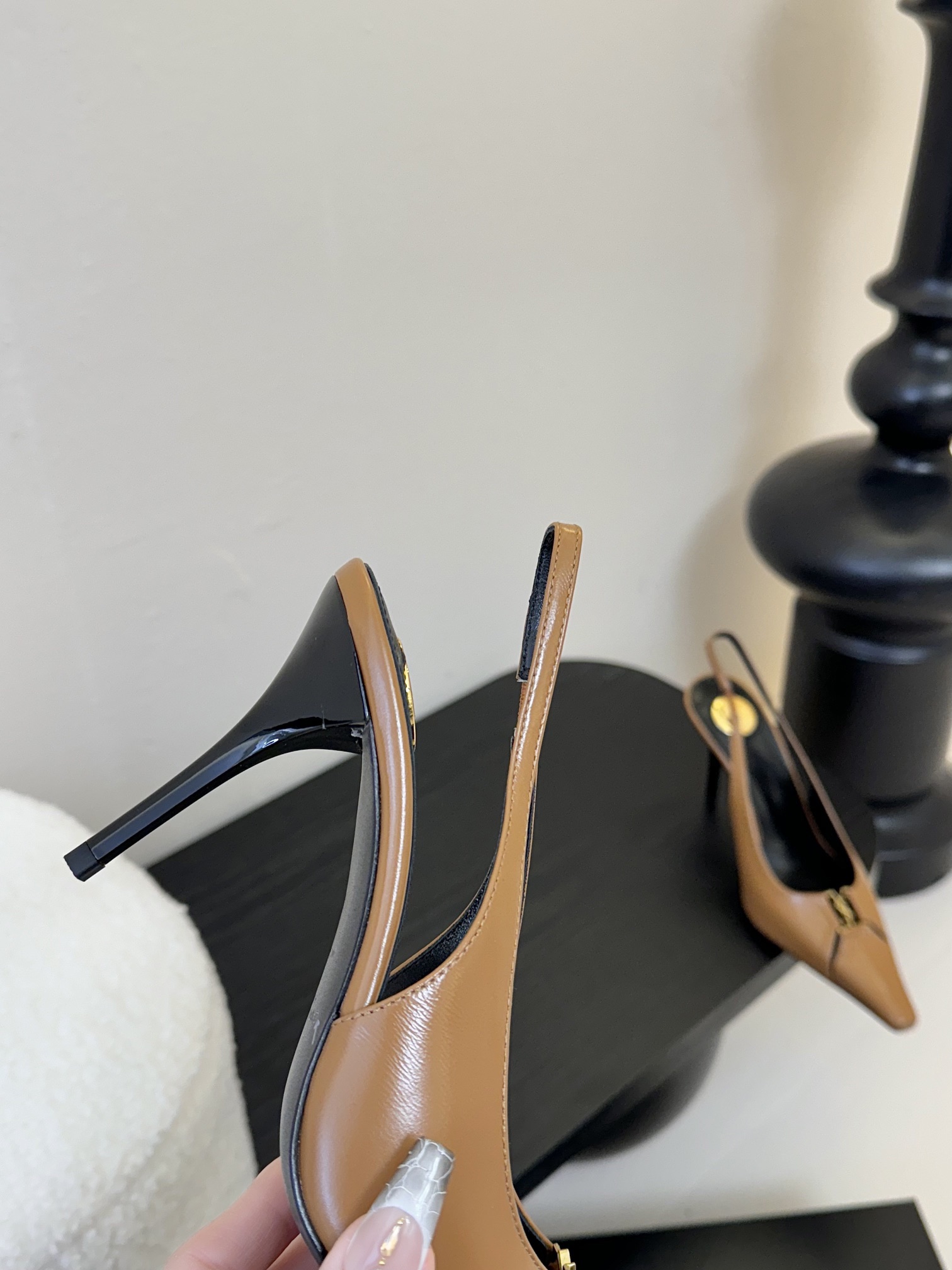 [TOP] Yves Saint Laurent YSL High Heel Pumps - 2 Colors - 711 Luxury