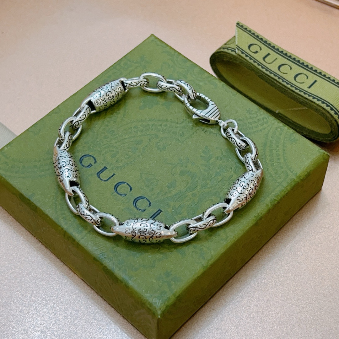 [TOP] GUCCI Men's Classic Bracelet - Silver