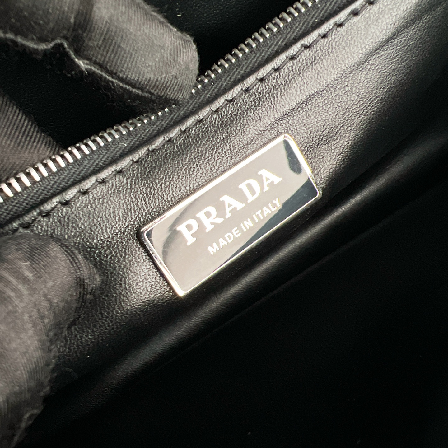 [TOP] PRADA Leather Briefcase 32*16.5*10cm - 3 Colour